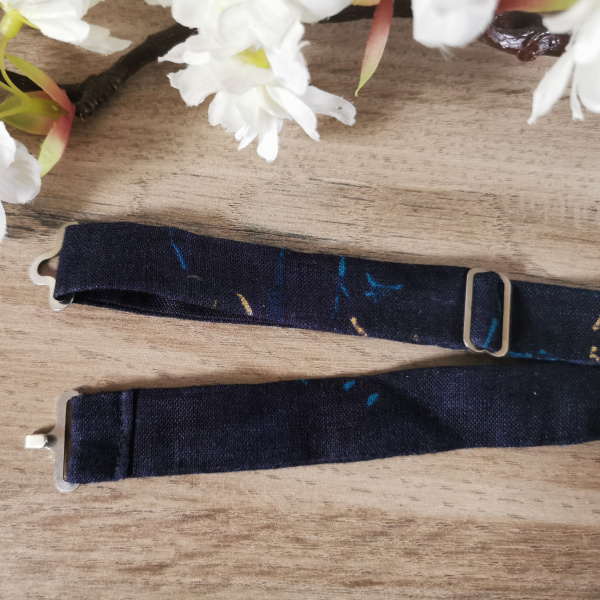 Nœud papillon bleu motifs sakura